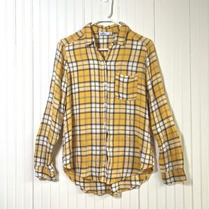 Hollister Classic Yellow Plaid Long Sleeve Button Down Flannel Shirt Soft girl
